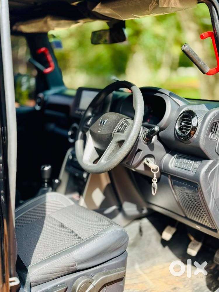 Mahindra Thar Lx Hard Top Petrol Mt 4wd, 2023, Petrol