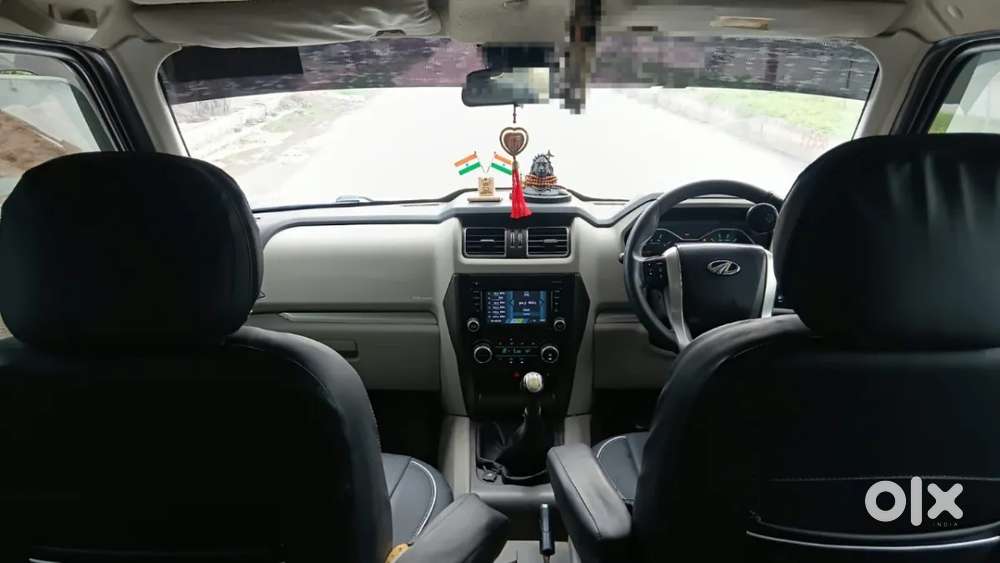 Mahindra Scorpio S10, 2015, Diesel