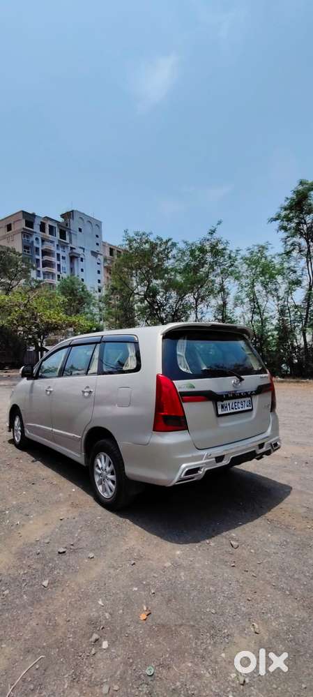 Toyota Innova 2.5 V 8 Str, 2014, Diesel