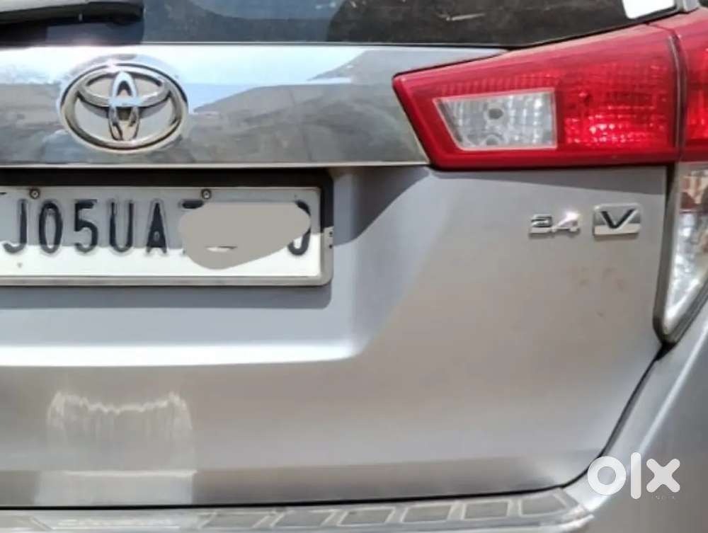 Toyota Innova Crysta 2017