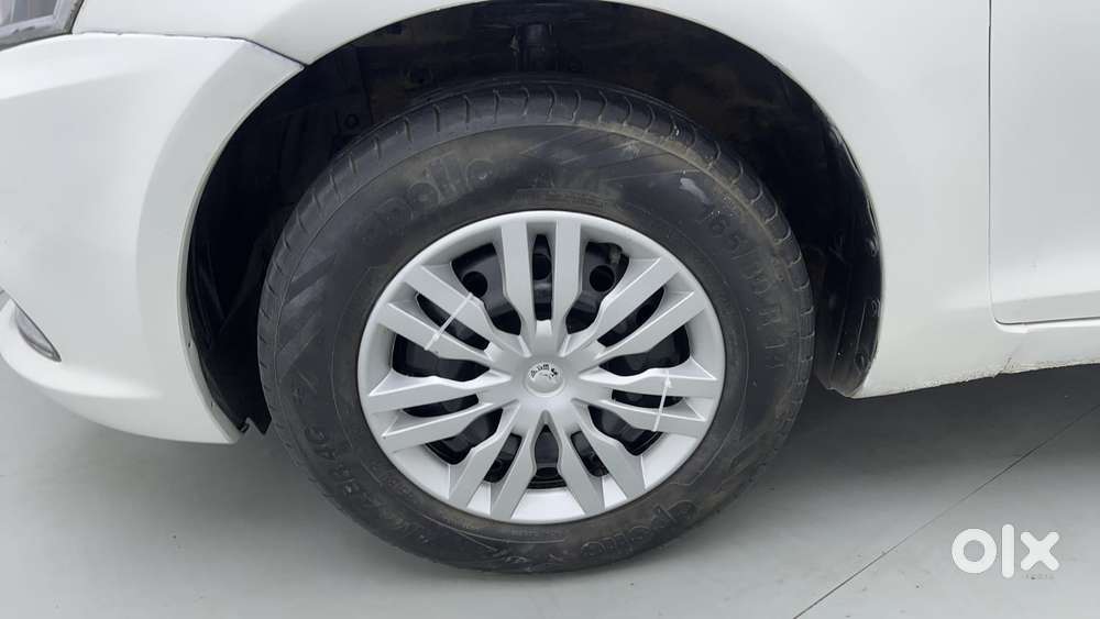 Maruti Suzuki Swift Dzire 1.3 Vxi, 2015, Petrol