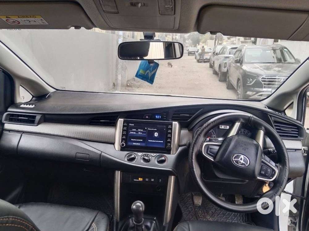 Toyota Innova Crysta 2.4 Gx Limited Edition 8 Str, 2023, Diesel