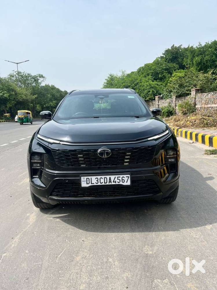 Tata Safari Accomplished Plus Dark Edition, 2024, Diesel
