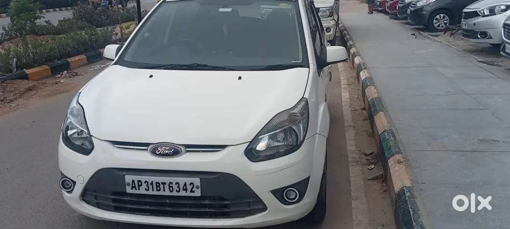 Ford Figo 2012 Petrol 39000 Km Driven