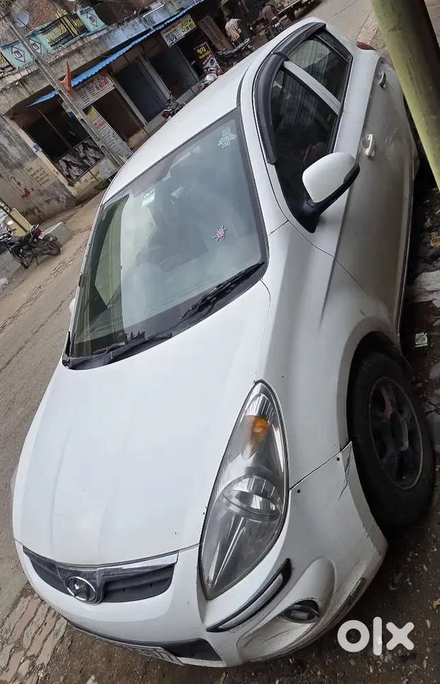 Hyundai I20 Sportz 2011 Car