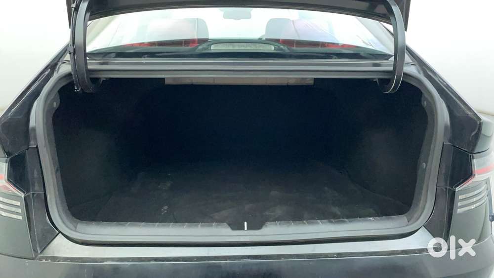Hyundai Verna 1.5 Sx Petrol Mt, 2024, Petrol