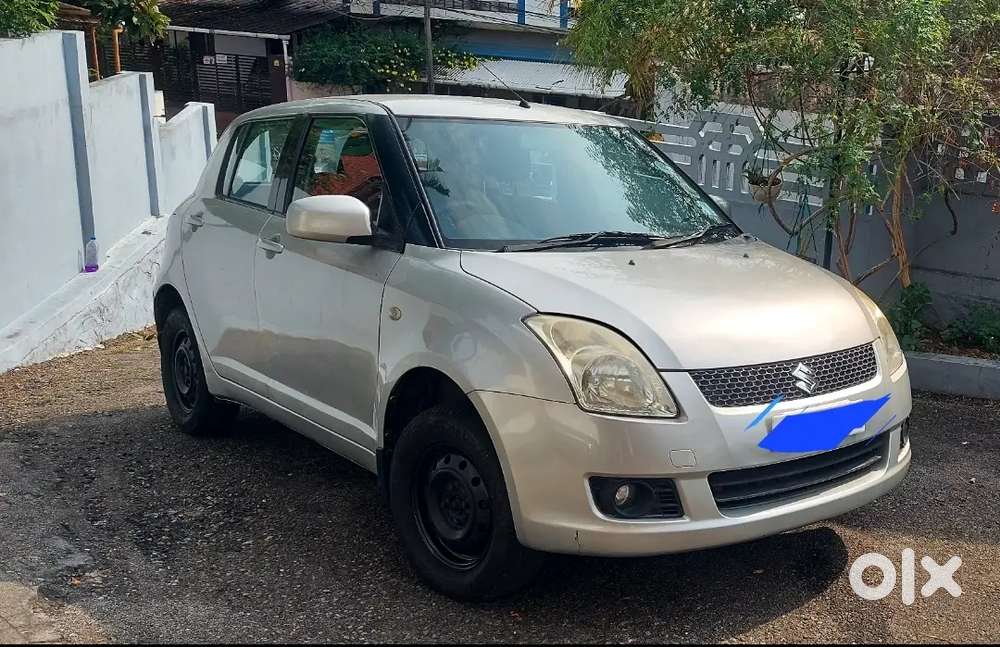 Maruti Swift 1.3 Vxi /abs/ Silky Silver