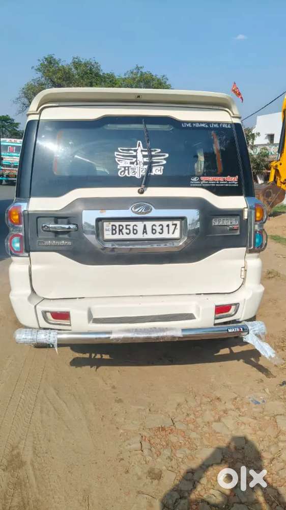 Mahindra Scorpio S6 Plus 2014 Nov