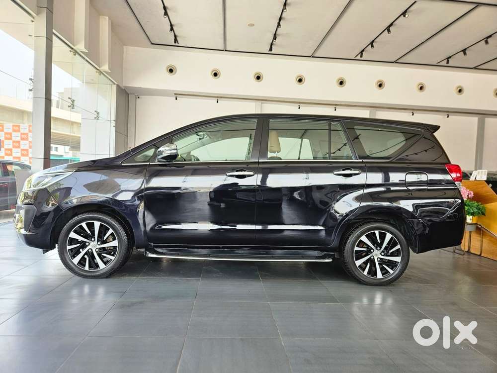 Toyota Innova Crysta [2020-ongoing] 2.4 Zx 7 Str, 2022, Diesel