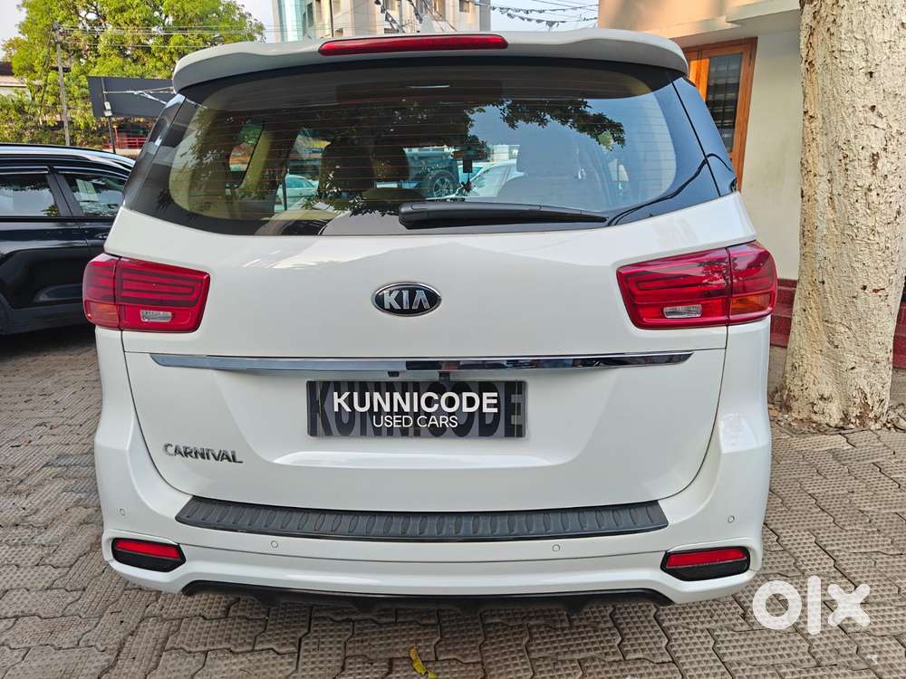 Kia Carnival Prestige, 2021, Diesel