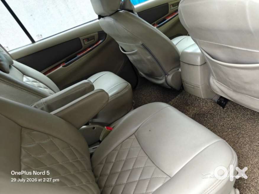 Toyota Innova 2.5 G (diesel) 7 Seater, 2014, Diesel