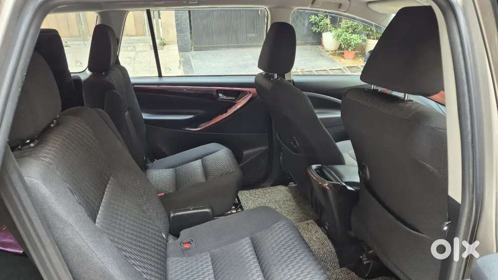 Toyota Innova Crysta 2019 Petrol Automatic -no Dealer -direct Transfer