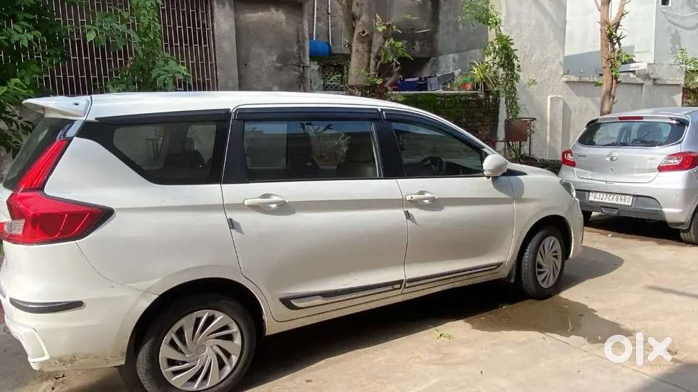 Maruti Suzuki Ertiga Vxi 2023