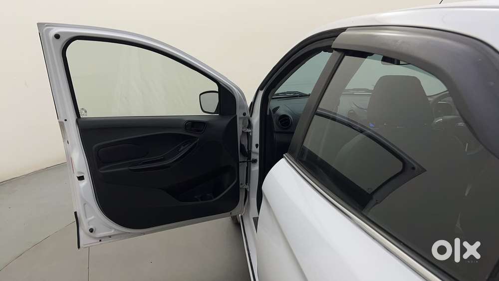 Ford Figo Titanium, 2020, Petrol