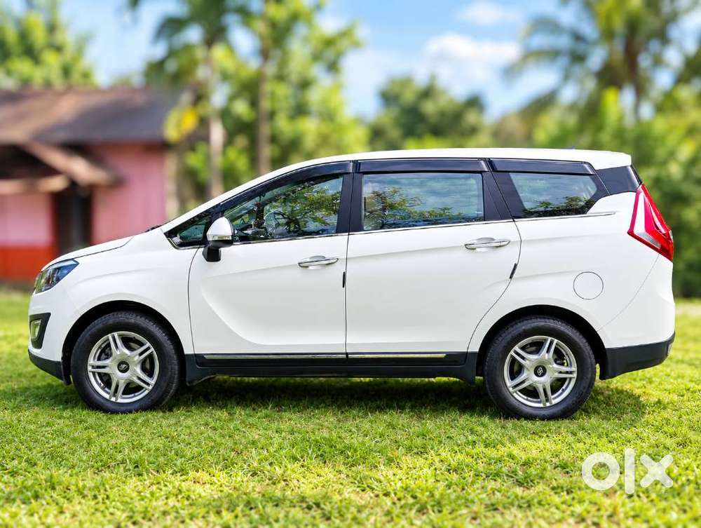 Mahindra Marazzo M6 8str, 2020, Diesel