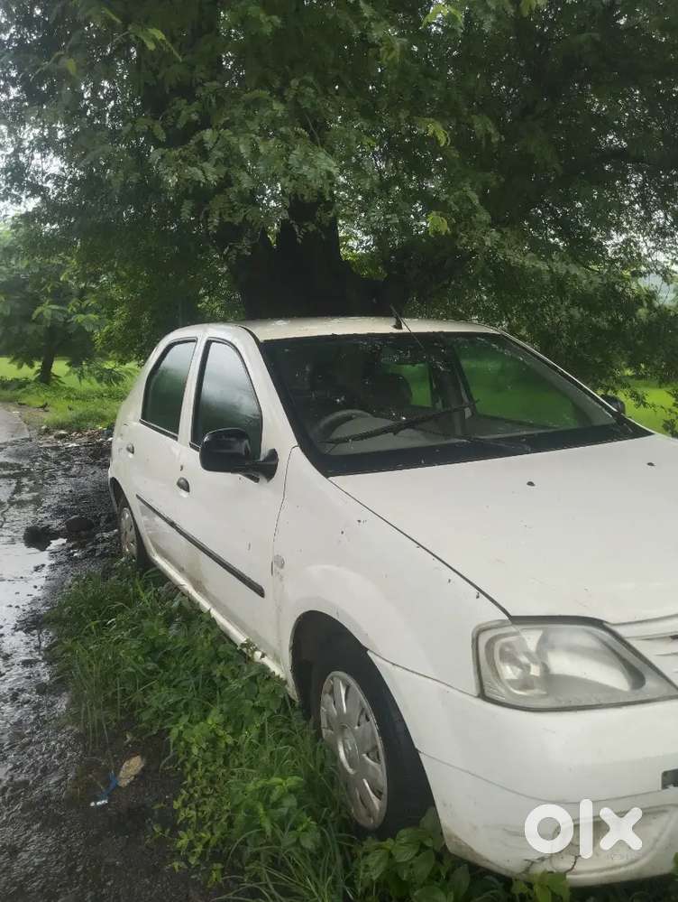 Mahindra Logan 2009 Petrol