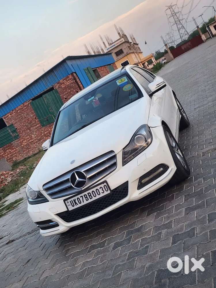 Mercedes-benz C-class Full Insurance Petrol Well Maintained
