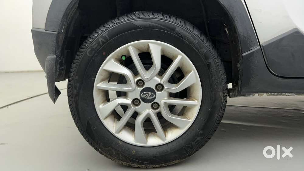 Mahindra Kuv 100 2016-2017 Mfalcon G80 K8 5str, 2016, Petrol