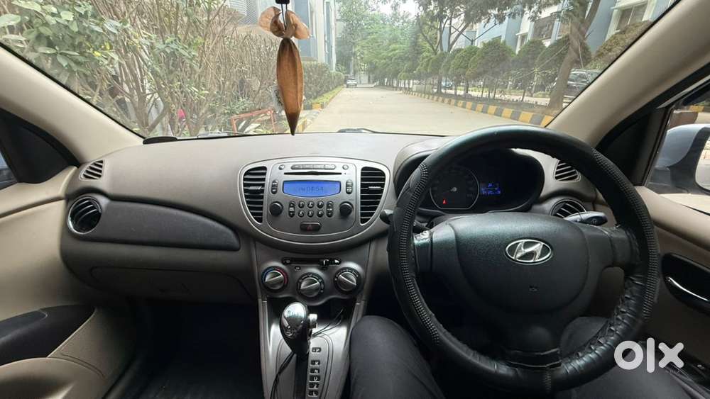 Hyundai I10 Sportz At 2012 Year Car