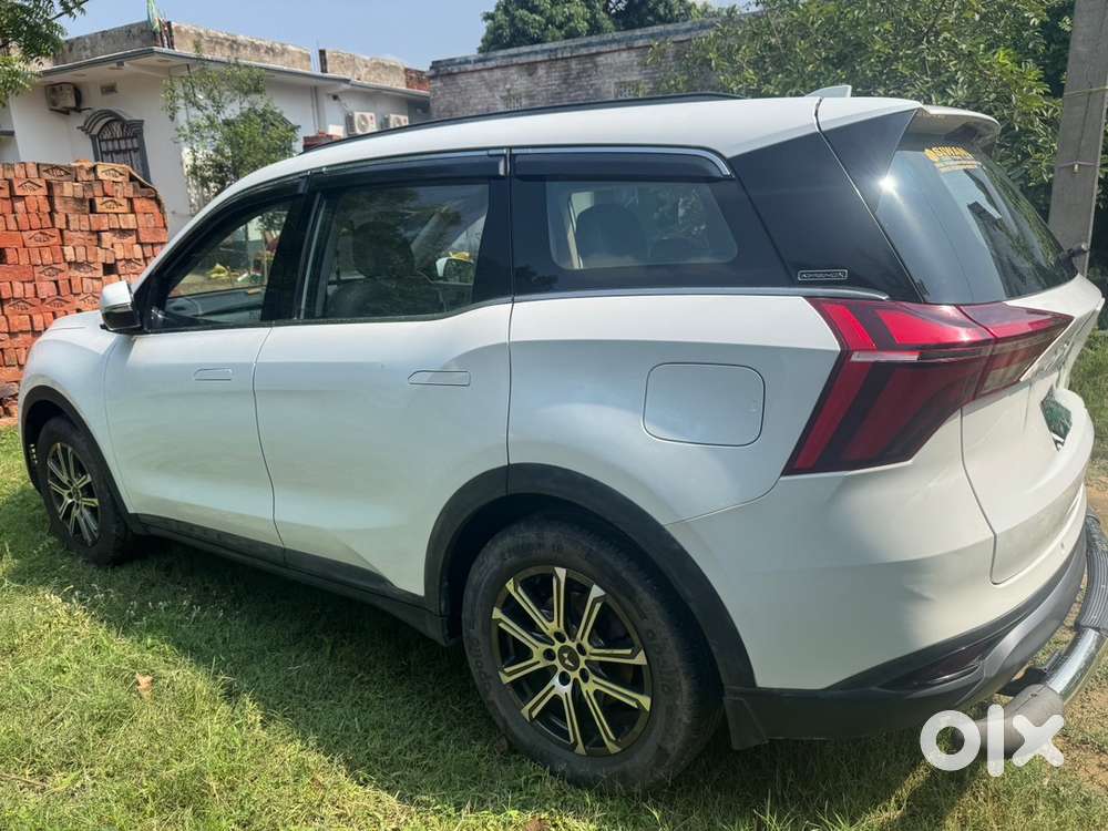Mahindra Xuv700 Diesel 2023 With Vip No.