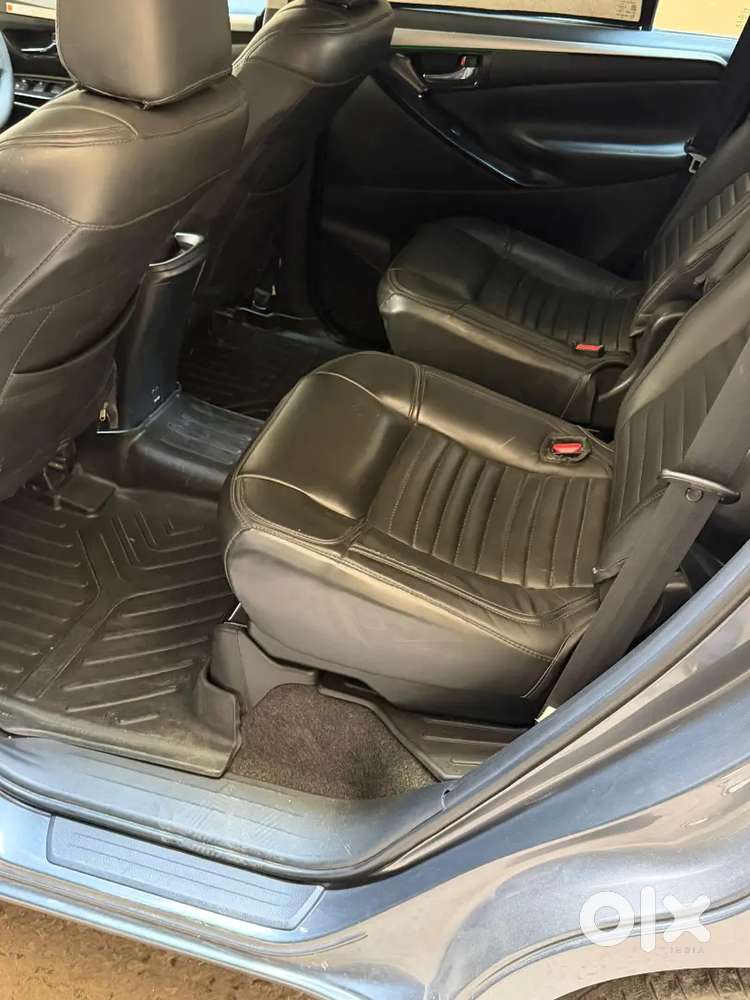 Toyota Innova Crysta 2022 Diesel Well Maintained