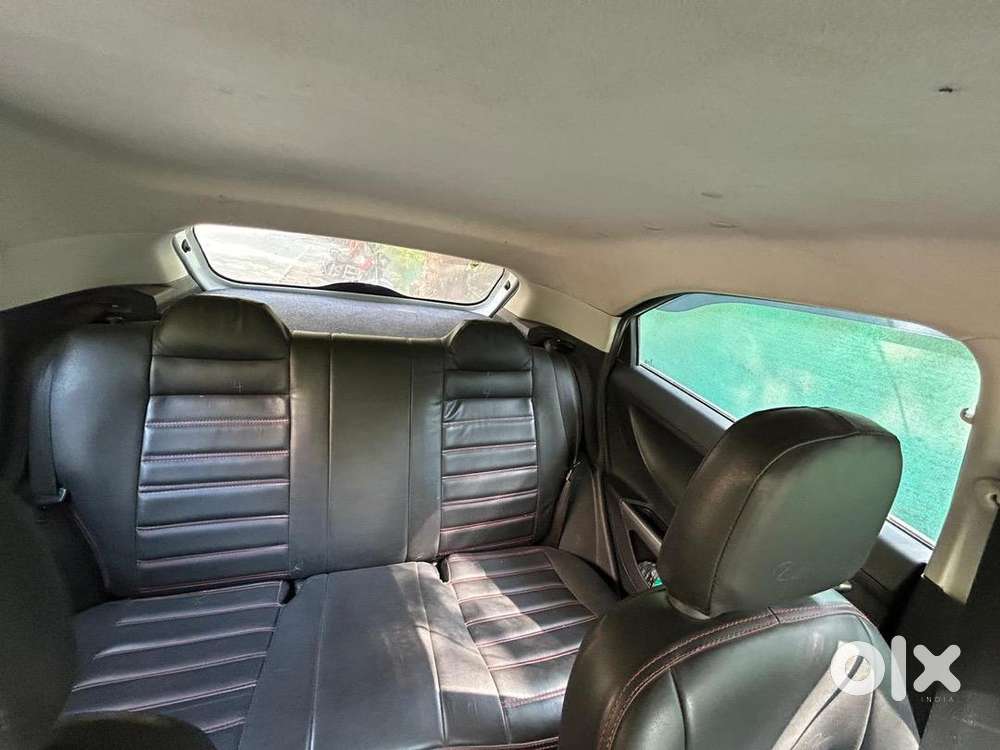 Tata Nexon Xe Petrol  Nov 2022  19,800 Km  Excellent Condition