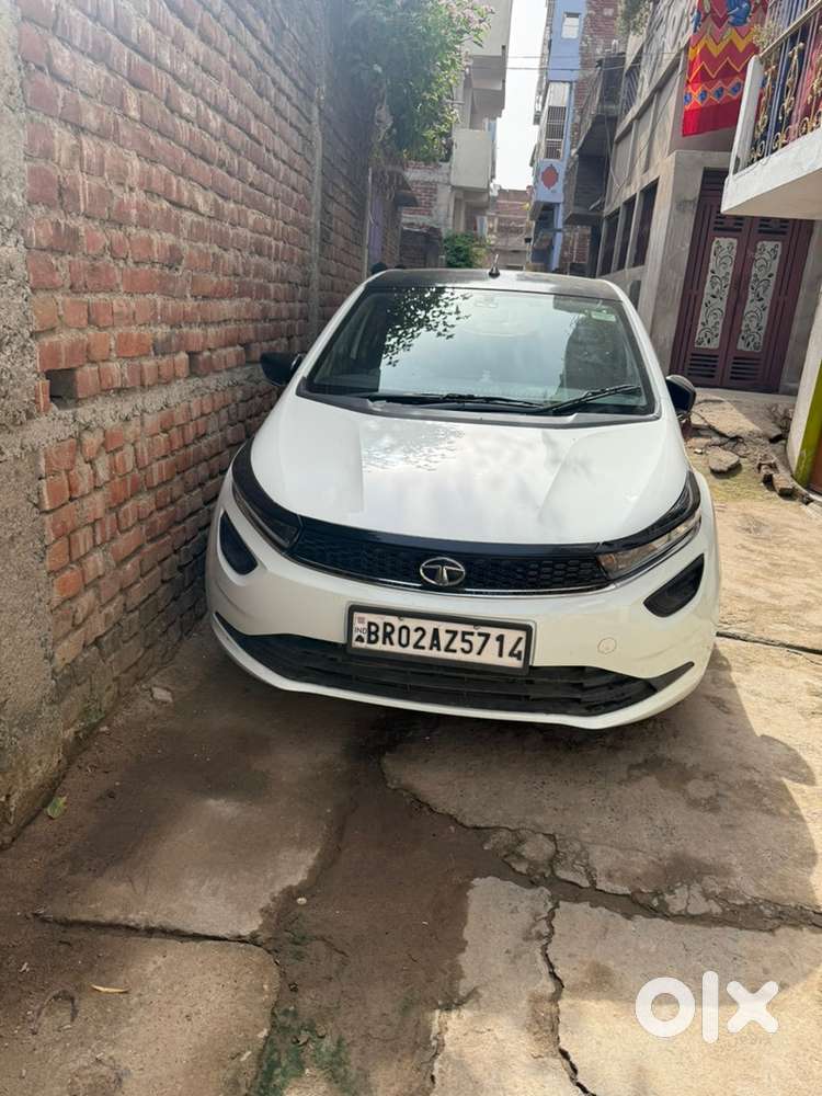 Tata Altroz 2021 Petrol 26500 Km Driven
