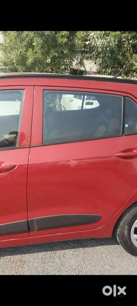 Hyundai Grand I10 2018 Cng & Petrol 70000 Km Driven