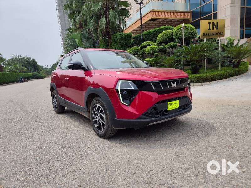 Mahindra Xuv 3xo Ax5l 1.2 Petrol At, 2026
