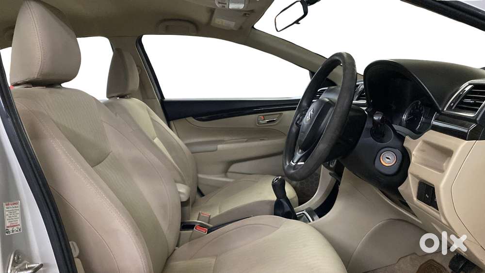 Maruti Suzuki Ciaz 2014-2017 Vxi Plus, 2016, Petrol