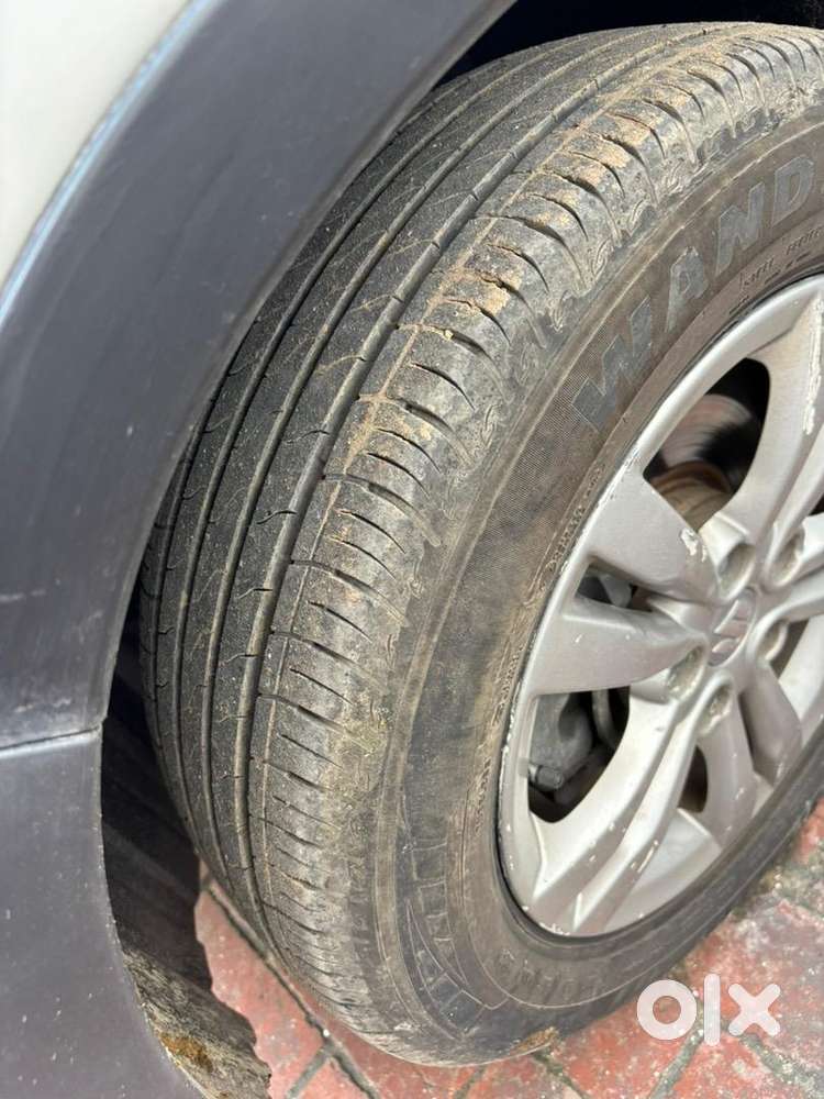 Brizza First Owner 80% Tire Condition No One Accident