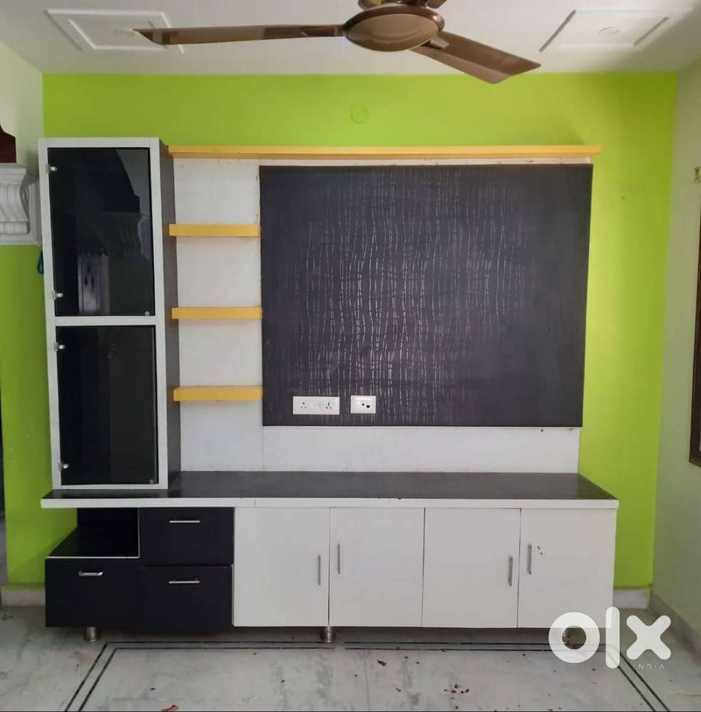 2 BHK HOUSE FOR RENT SEMI FURNISHED