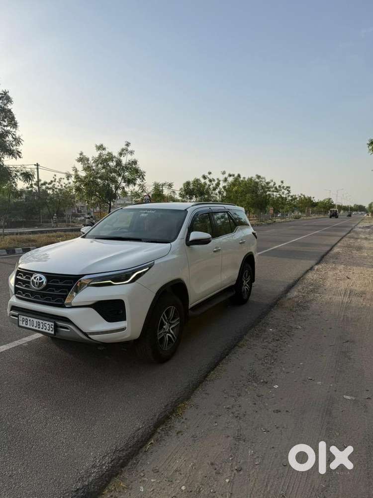 Toyota Fortuner 2023