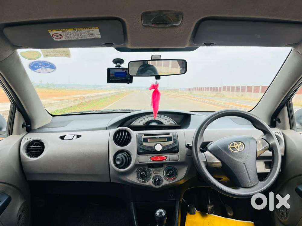 Toyota Model 2011 Car