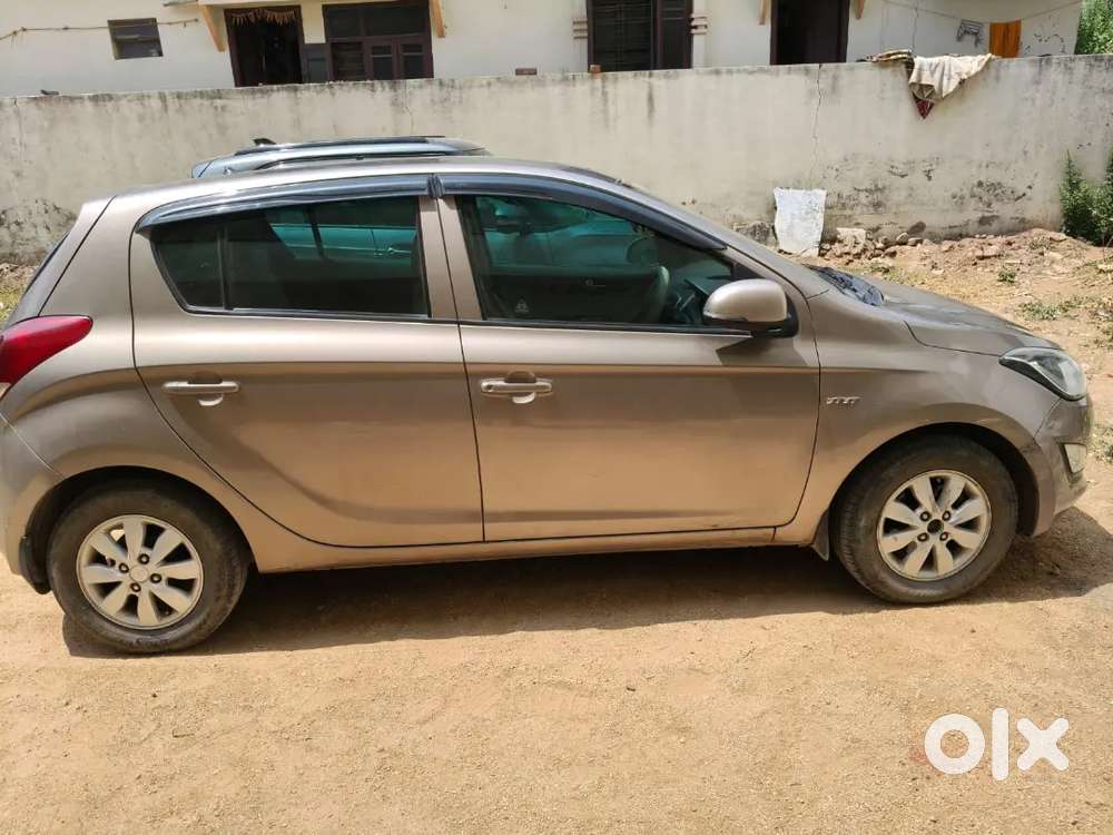 Hyundai I20 2012 Petrol 87000 Km Driven