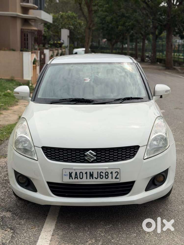 Maruti Suzuki Swift Vxi, 2012, Petrol