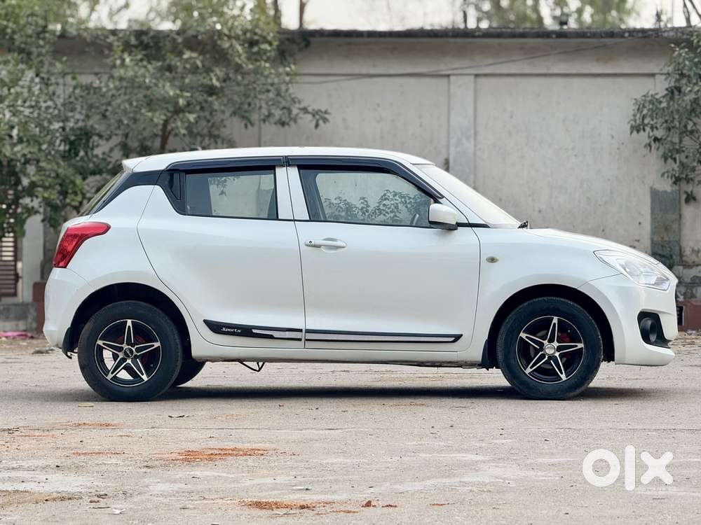 Maruti Suzuki Swift Lxi Optional-o, 2020, Petrol