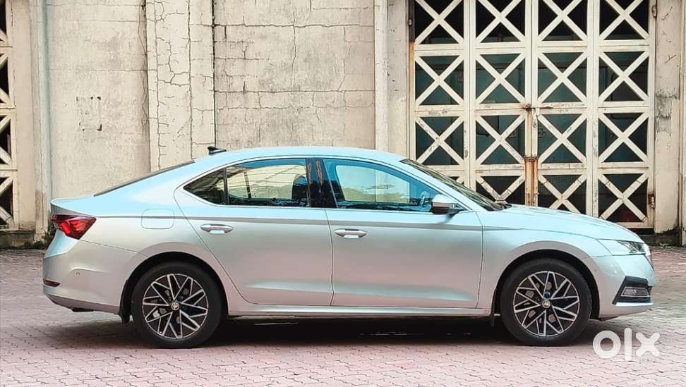 Skoda Octavia 2.0 L K Tsi At, 2022, Petrol
