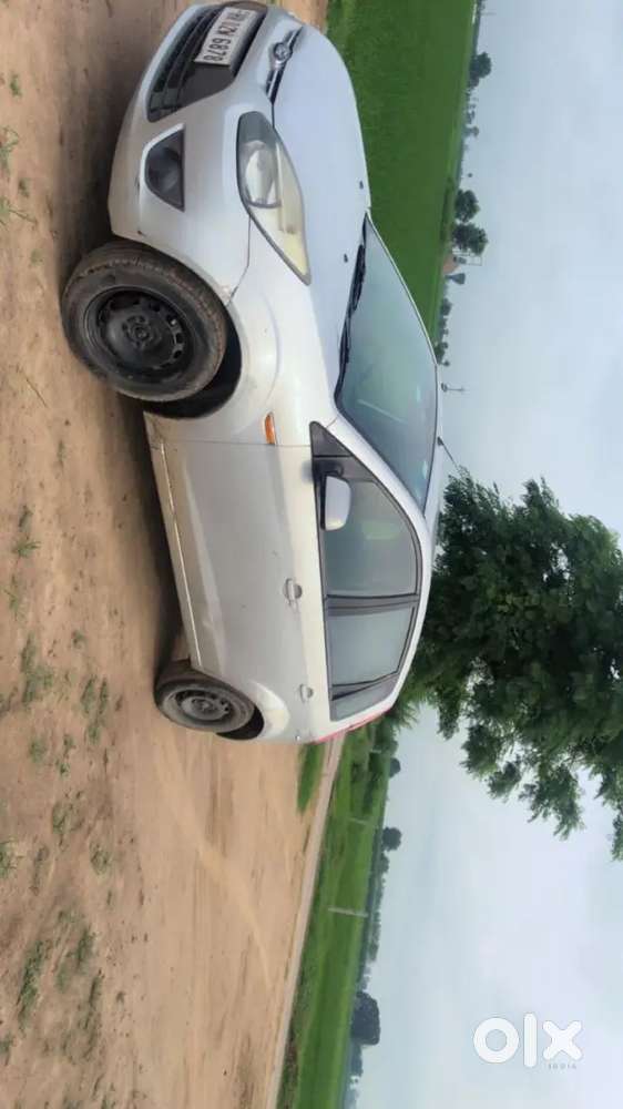 Ford Figo Petrol Zxi 2010