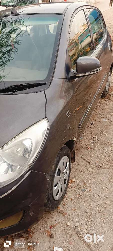 Hyundai I, 10 Magna