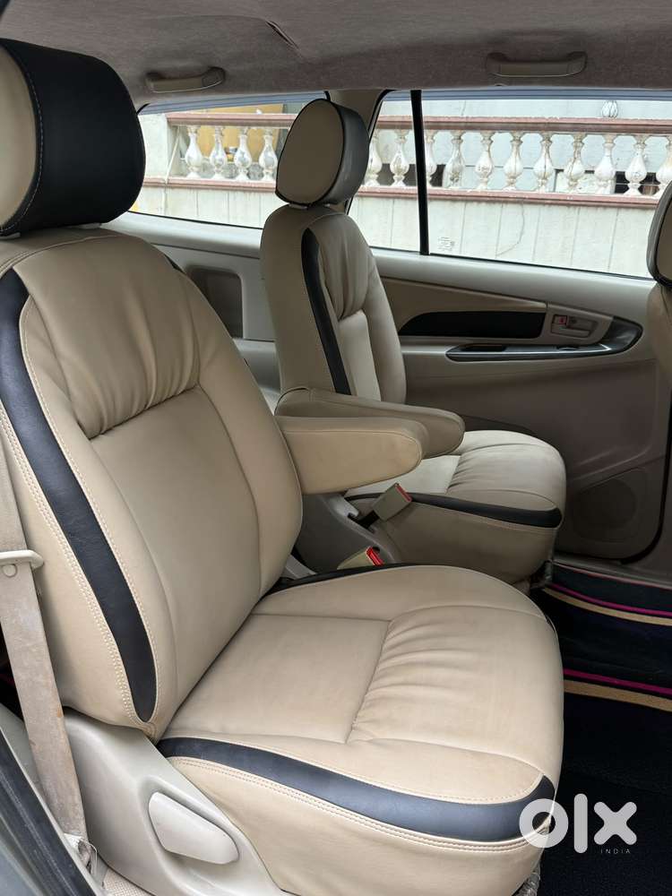 Toyota Innova 2.5 G (diesel) 7 Seater, 2015, Diesel