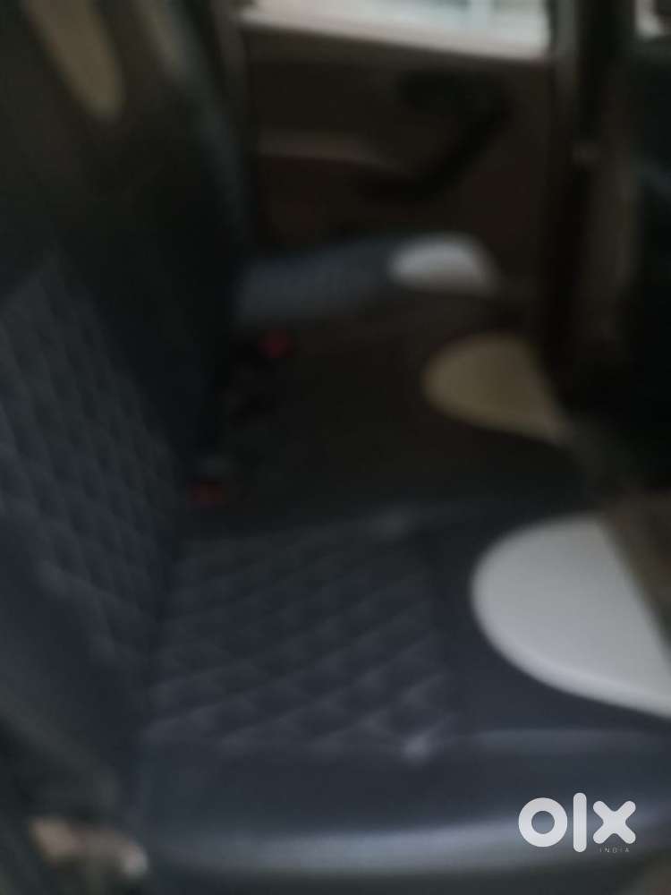 Mahindra Tuv 300 T4 Plus, 2017, Diesel