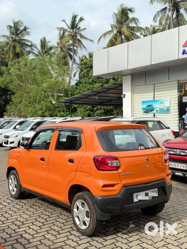 Maruti Suzuki S-presso Vxi Opt, 2022, Petrol