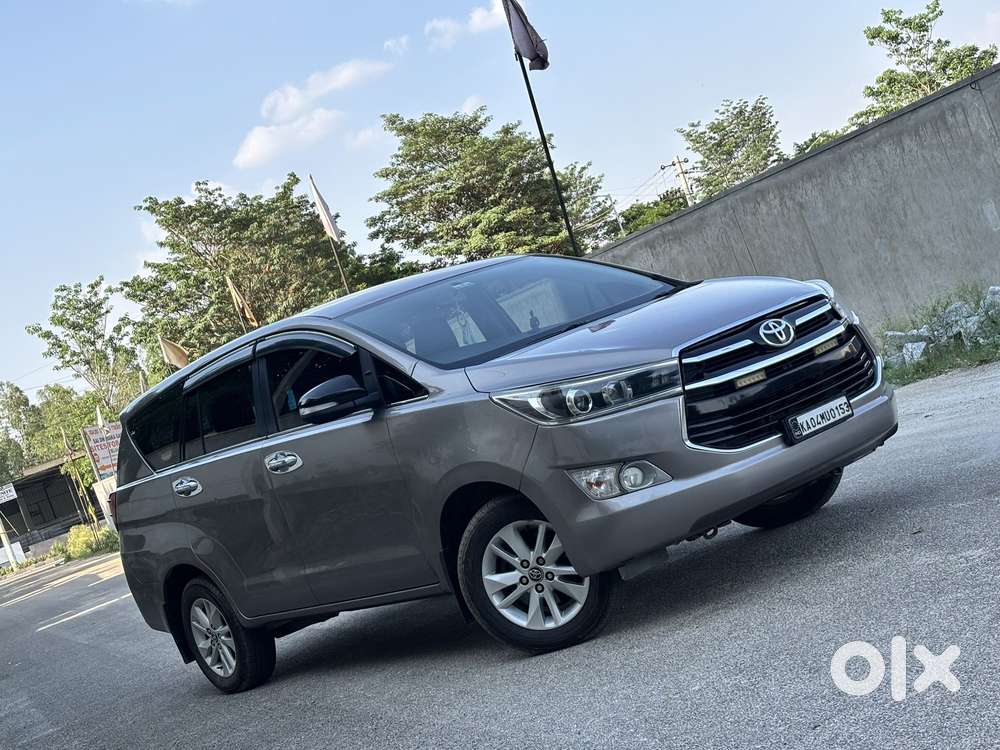 Toyota Innova Crysta 2.4 V, 2017, Diesel