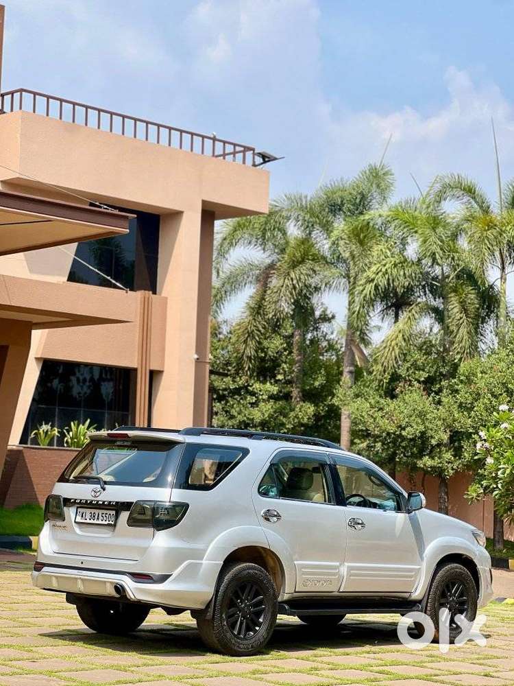 Toyota Fortuner 3.0 4x4 Manual, 2010, Diesel