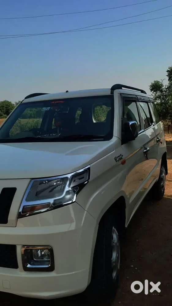 Turbo Diesel 7 Seater  22+ Milage Tyre Battery New With Warranty Card