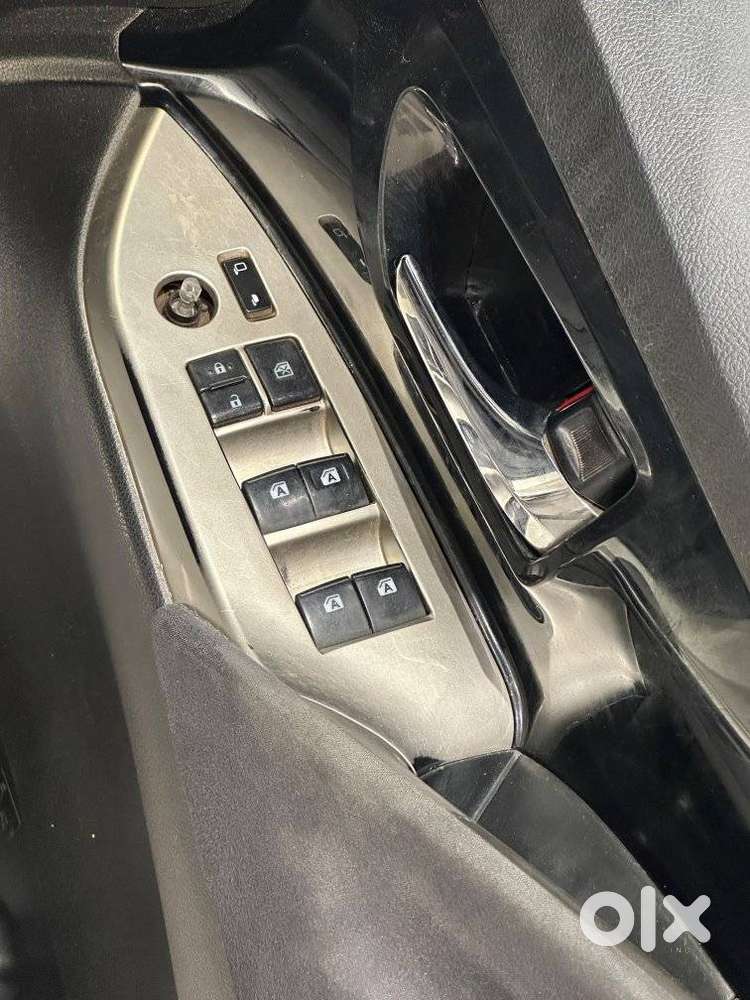 Toyota Innova Crysta Touring Sport 2.4 Mt, 2019, Diesel