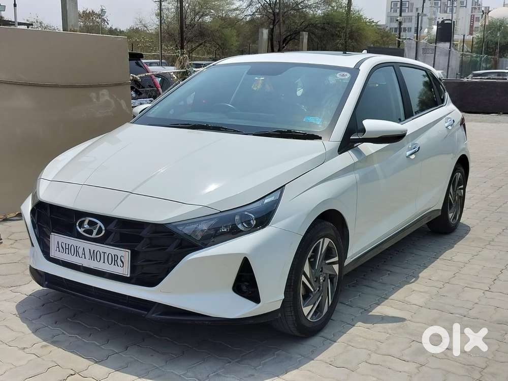 Hyundai I20 Asta (o) 1.2 Ivt, 2022, Petrol
