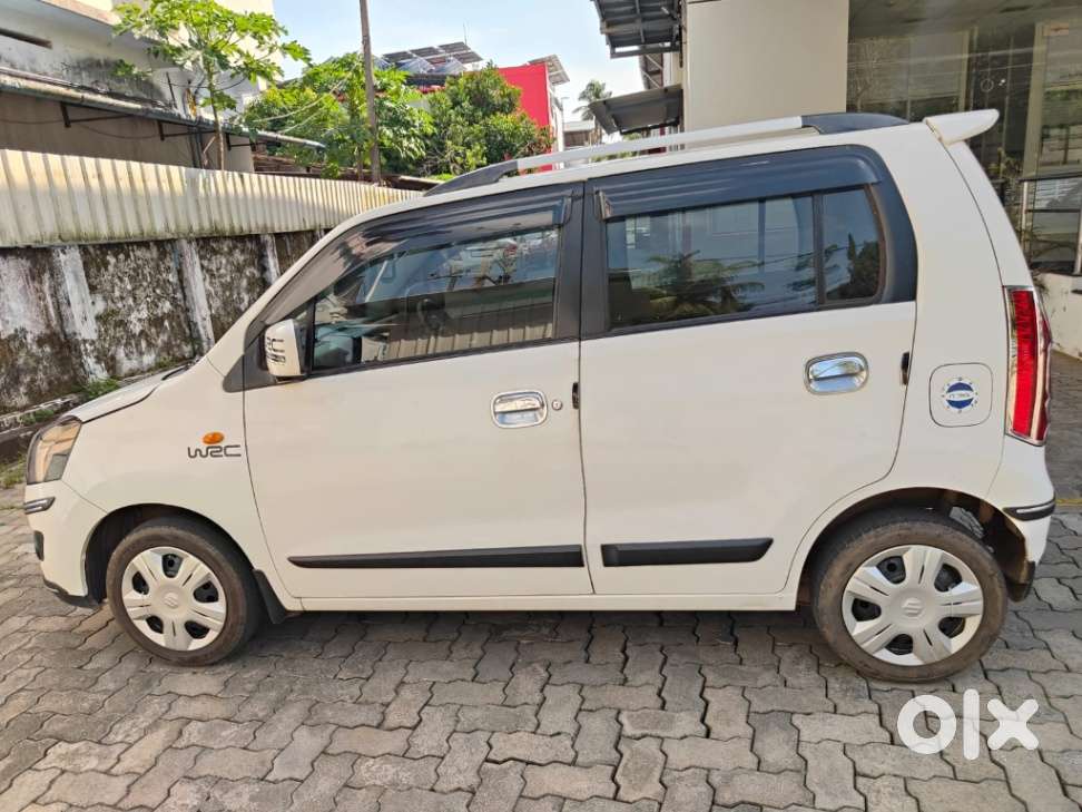 Maruti Suzuki Wagon R Vxi, 2017, Petrol