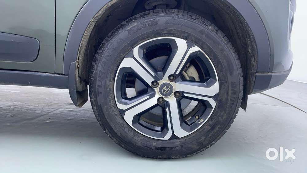 Tata Nexon 1.2 Revotron Xza Plus, 2022, Petrol